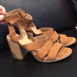Tan heels